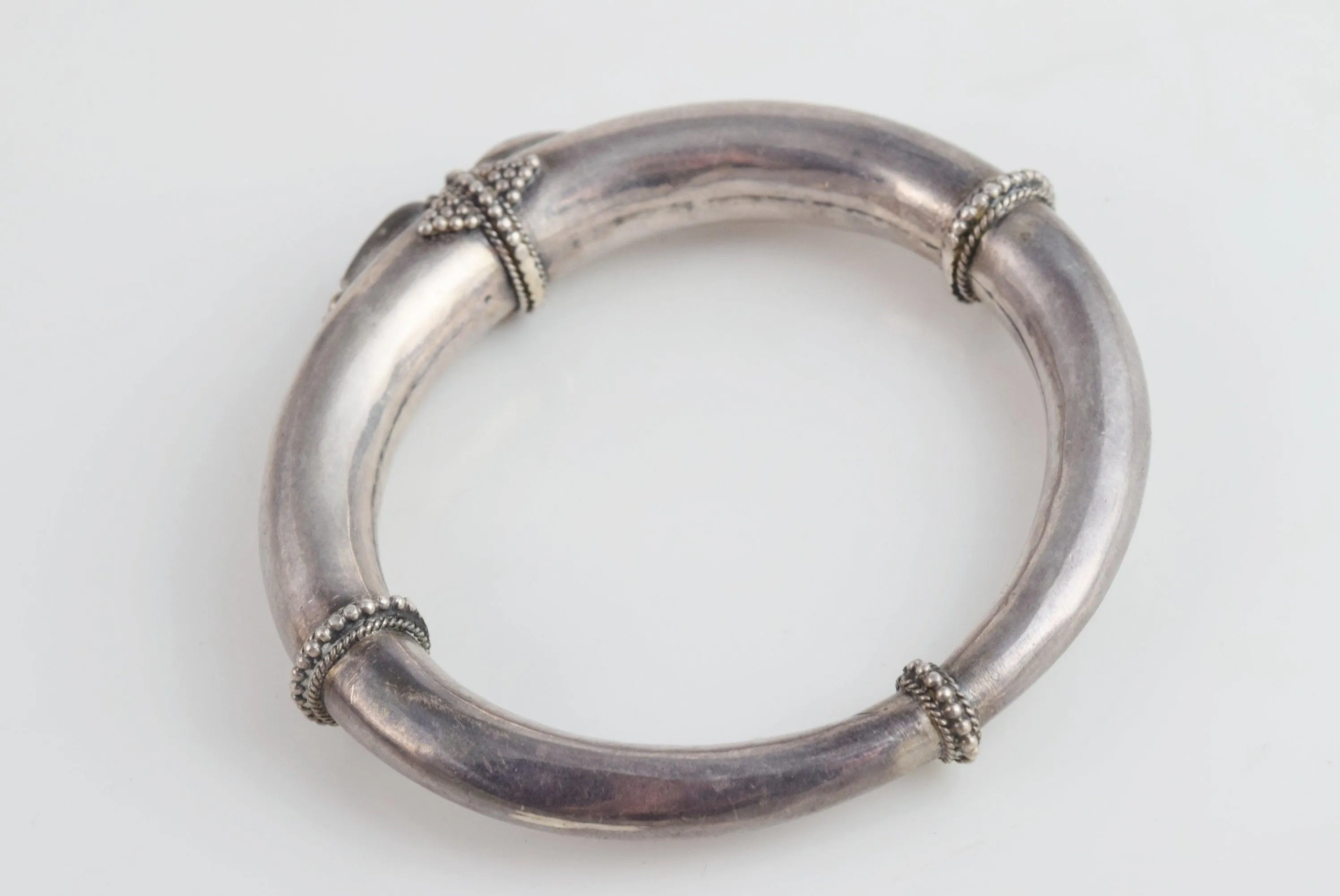Vintage Afghan Silver and Lapis Lazuli Bangle